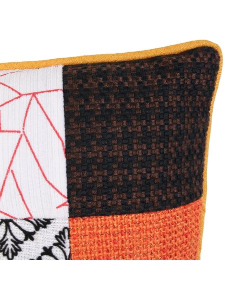 Coussin en Patchwork Déhoussable / Dimensions : 40 x 40 x 10 cm