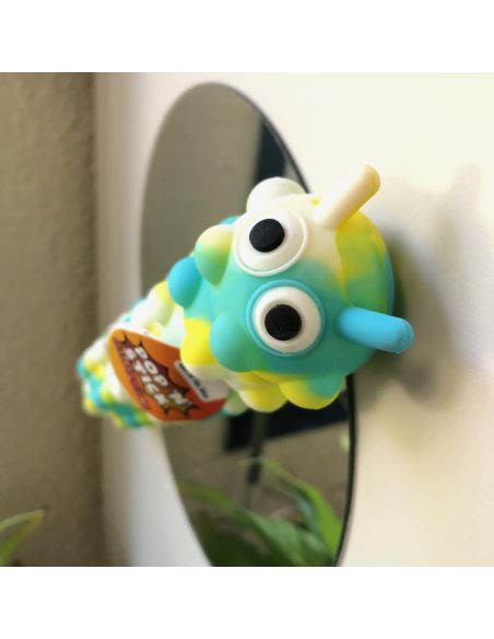 Jouet pour Enfant / Fidget Pop N' Stick Chenille à ventouses / Dimension: 26x5x5 cm