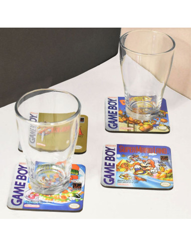 4 Dessous de Verre GameBoy en Liège / Dimensions : 10 x 10 cm
