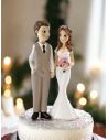 Figurine Couple jeunes Mariés Homme et Femme en Résine - Dimensions : 15 x 7,5 cm