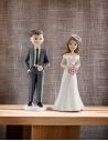 Figurine Couple Jeunes Mariés Homme et Femme en Résine - Dimensions : 12 x 7,4 cm 