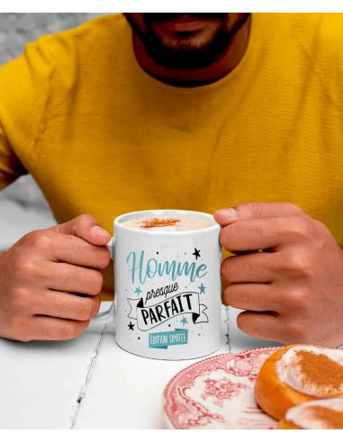 Mug "Homme Presque Parfait" - Dimensions : 11,5 x 8 x 9,7 cm