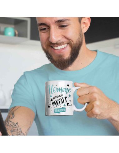 Mug "Homme Presque Parfait" - Dimensions : 11,5 x 8 x 9,7 cm