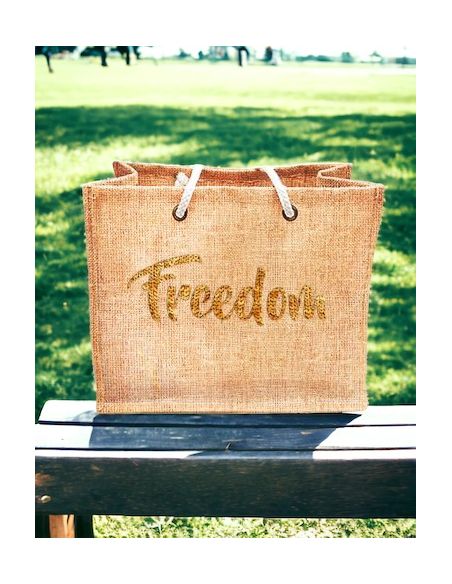 Sac d'Été en Toile de Jute avec Freedom en Sequin / Dimensions : 42 x 34 cm