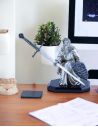  Coupe-Papier Merlin - THE REPLICANT - 20 cm - Métal sur socle en bois