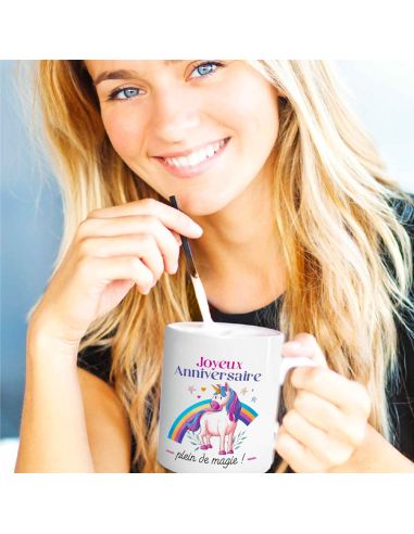 Mug Joyeux anniversaire Licorne - Dimensions : 11,5 x 8 x 9,7 cm