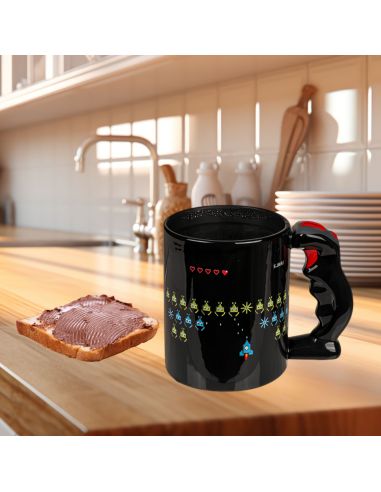 Mug "Power Up" avec Anse en Forme de Joystick - Dimensions : 14 x 9 x 11 cm