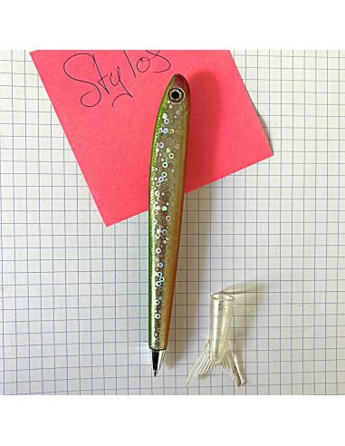 Accessoires de Bureau / Stylo à Bille Poisson / Modèle Aléatoire / Dimensions : 14 x 1 cm