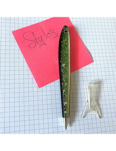 Accessoires de Bureau / Stylo à Bille Poisson / Modèle Aléatoire / Dimensions : 14 x 1 cm
