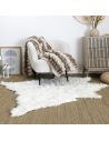 Tapis Imitation Fourrure "effet Peau de Bête " Blanc : L.158 x l. 120 x H.2 cm