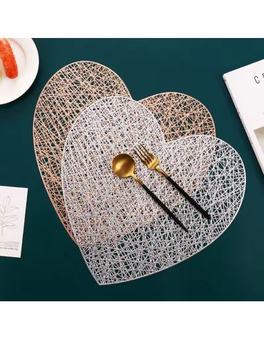 2 Sets de Table Saint Valentin Coeur Argenté et Doré - Dimensions : 38 x 39 cm