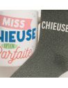 Coffret Mug "Miss Chieuse – Option Parfaite" + Chaussettes glitter