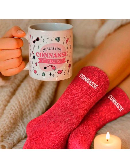 Coffret Cadeau Mug & Chaussettes – “Je suis une connasse, et alors ?”
