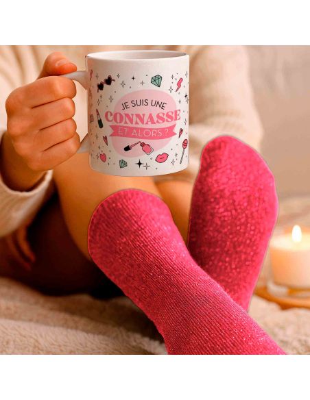 Coffret Cadeau Mug & Chaussettes – “Je suis une connasse, et alors ?”