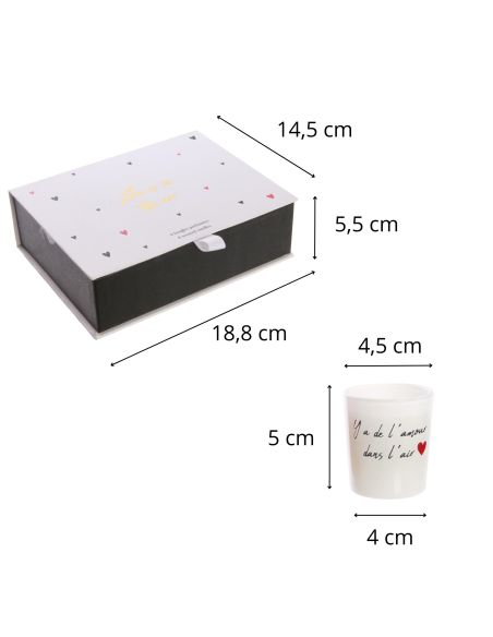 Coffret de 6 Bougies Mots d'Amour - Dimensions : 4.5 x 5.1 x 4.5 cm
