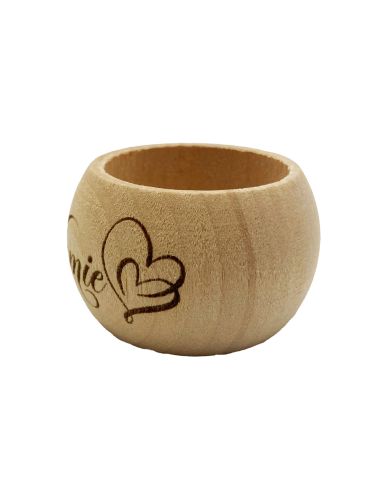 Rond de serviette en bois naturel artisanal gravé "Mamie" – Design épuré