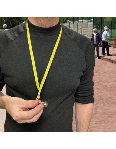 Pack Accessoires Pétanque : Ramasse-boule Aimanté, 2 Chiffonnettes Microfibre et 3 Buts Marqués