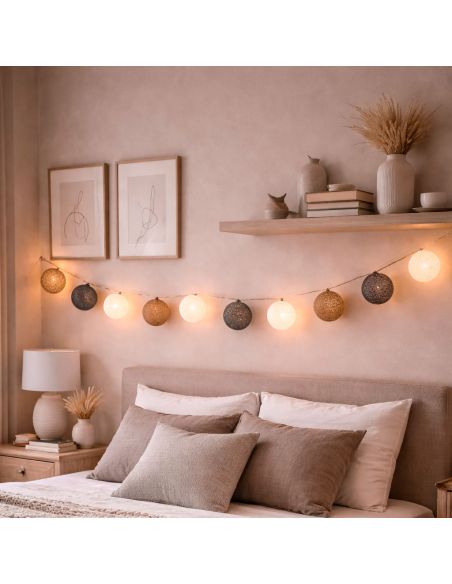 Guirlande Lumineuse 10 Boules Coton 170 cm - Décoration Intérieure Nomade à Piles