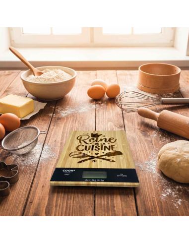 Balance de cuisine numérique en bambou naturel gravée "Reine de la Cuisine" – Précision 1g et Design Éco-responsable