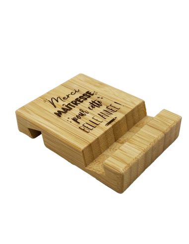 Cadeau Maître et Maîtresse Fin d'Année – Support Téléphone en Bambou Gravé "Merci pour cette belle année"